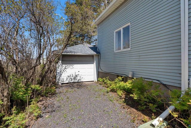 103 E 7th St, Superior, WI 54880