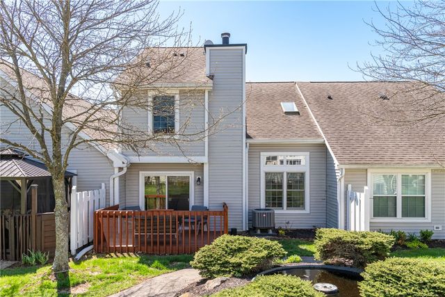 6884 Cedar Cove Drive, Centerville, OH 45459