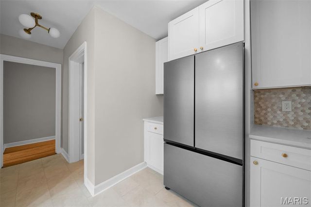 7542 York Drive 3E, St Louis, MO 63105