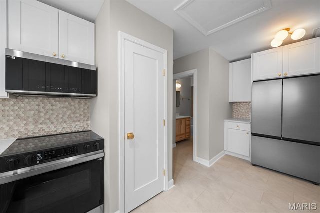 7542 York Drive 3E, St Louis, MO 63105