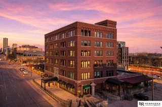 902 Dodge Street # 203, Omaha, NE 68102