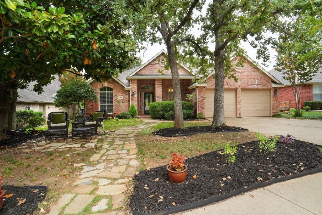 2211 Post Oak Circle, Corinth, TX 76210