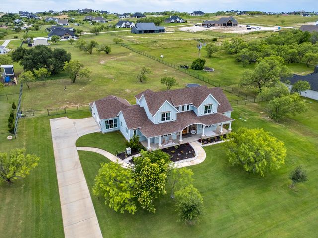 620 Dickens Drive, Aledo, TX 76008