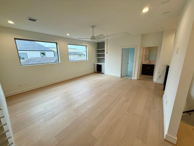 2630 Peckham Street, Houston, TX 77098