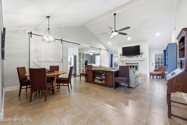 3278 TWISTED OAKS Lane, Jacksonville, FL 32223