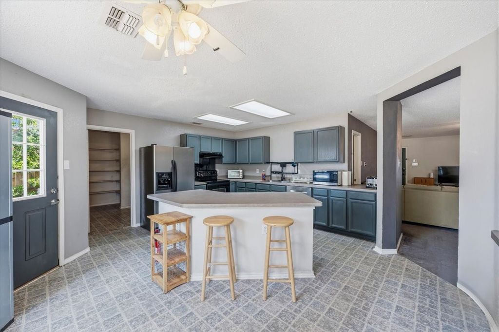 7207 Port Phillip Drive, Arlington, TX 76002 — photo 5