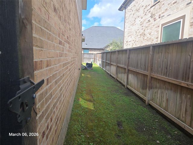 2227 Sour Cherry Trail, Richmond, TX 77406