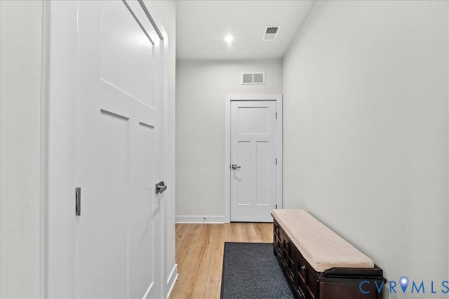 11313 Vulcan Ln, Chester, VA 23831