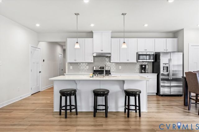 11313 Vulcan Ln, Chester, VA 23831