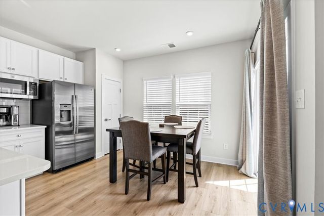 11313 Vulcan Ln, Chester, VA 23831