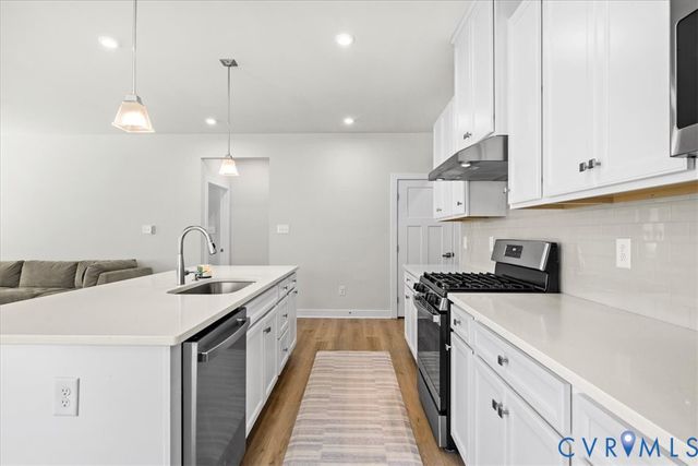 11313 Vulcan Ln, Chester, VA 23831