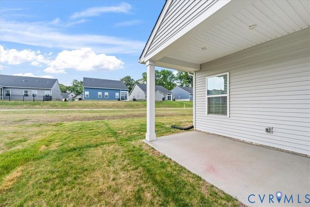 11313 Vulcan Ln, Chester, VA 23831
