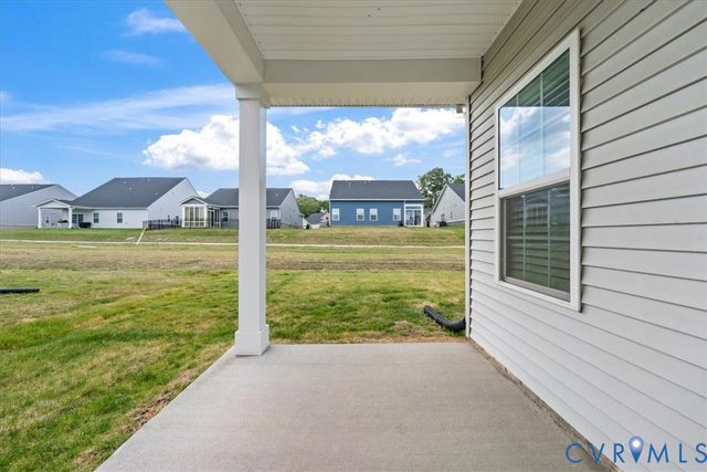 11313 Vulcan Ln, Chester, VA 23831