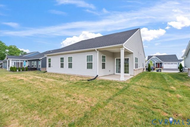 11313 Vulcan Ln, Chester, VA 23831