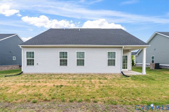 11313 Vulcan Ln, Chester, VA 23831