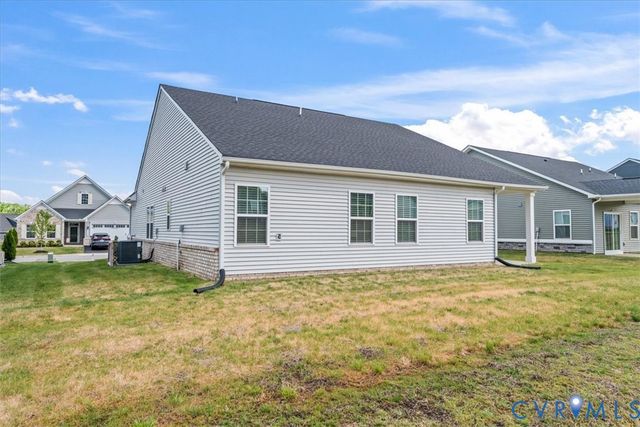 11313 Vulcan Ln, Chester, VA 23831