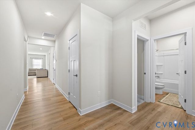11313 Vulcan Ln, Chester, VA 23831
