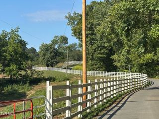 241 East Stagecoach Road, Greeneville, TN 37743