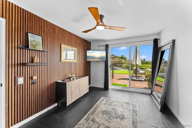 7949 Pasadena Avenue, La Mesa, CA 91941