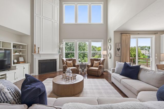9081 Harrow Way, Eden Prairie, MN 55347