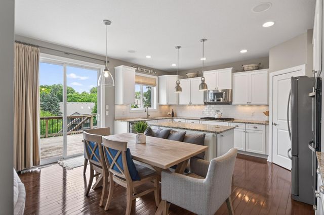 9081 Harrow Way, Eden Prairie, MN 55347