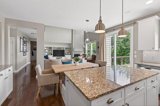 9081 Harrow Way, Eden Prairie, MN 55347