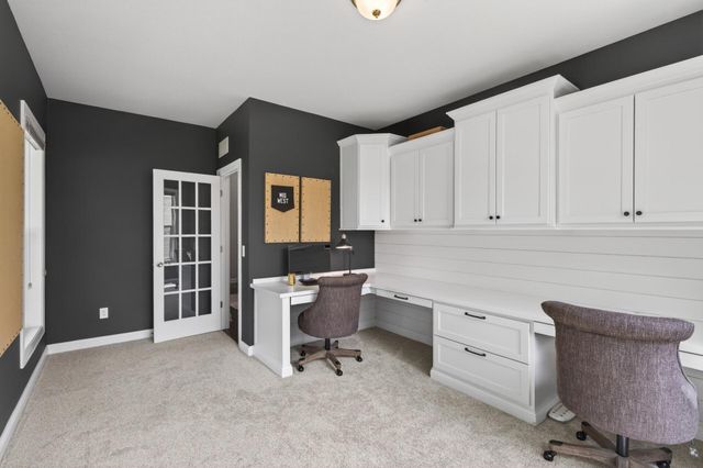 9081 Harrow Way, Eden Prairie, MN 55347