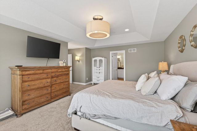 9081 Harrow Way, Eden Prairie, MN 55347