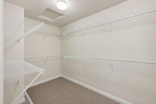 9081 Harrow Way, Eden Prairie, MN 55347