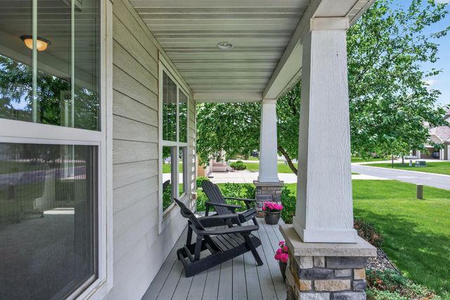 9081 Harrow Way, Eden Prairie, MN 55347