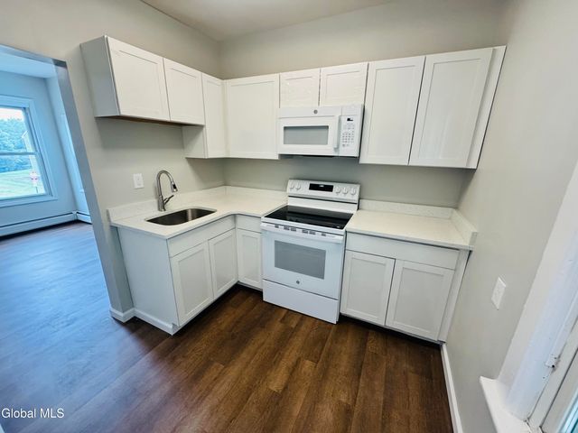 45 6th Street, Waterford, NY 12188
