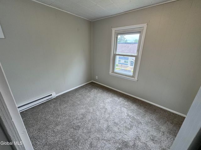 45 6th Street, Waterford, NY 12188