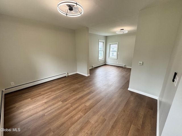 45 6th Street, Waterford, NY 12188