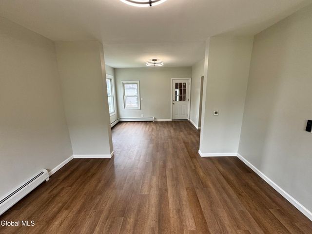 45 6th Street, Waterford, NY 12188