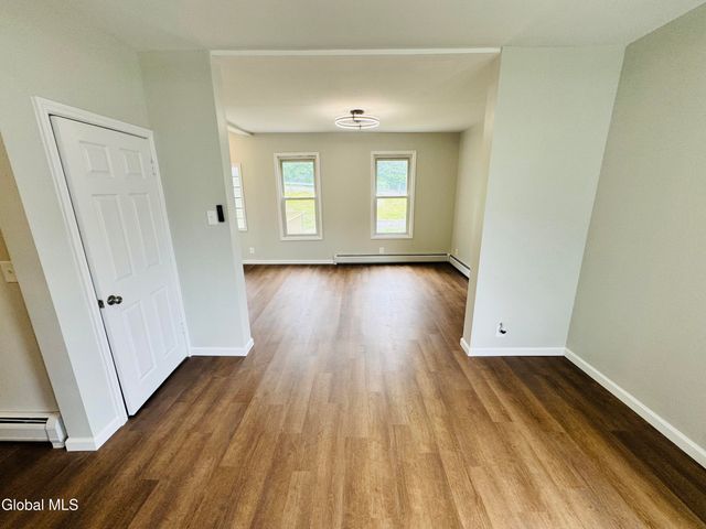 45 6th Street, Waterford, NY 12188