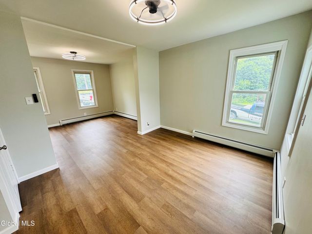 45 6th Street, Waterford, NY 12188