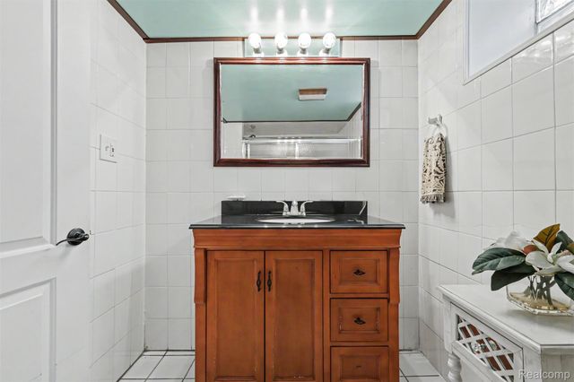 4211 Woodworth Street, Dearborn, MI 48126