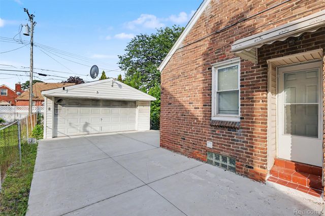 4211 Woodworth Street, Dearborn, MI 48126