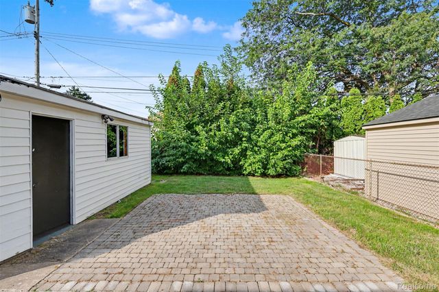 4211 Woodworth Street, Dearborn, MI 48126