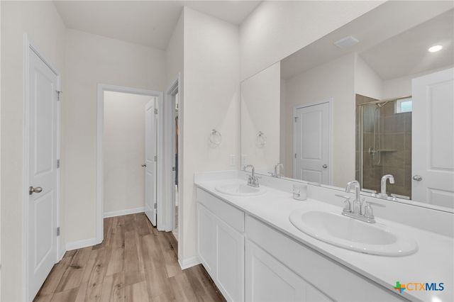 206 Bankside Drive, Hutto, TX 78634