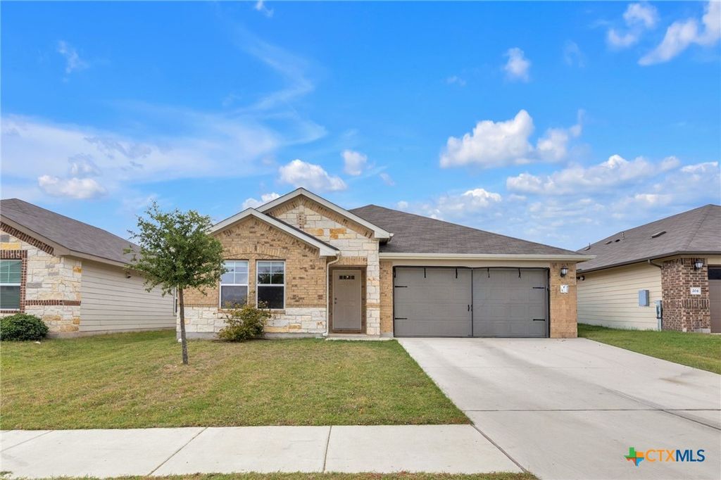 206 Bankside Drive, Hutto, TX 78634