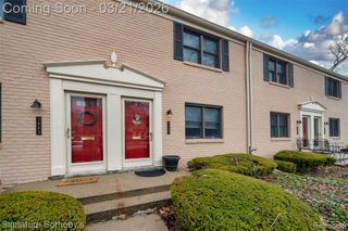 1985 Graefield Road, Birmingham, MI 48009