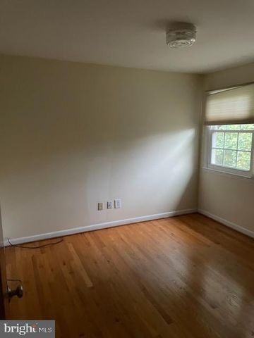 11306 SOWARD DR, Kensington, MD 20895