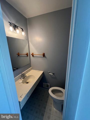 11306 SOWARD DR, Kensington, MD 20895