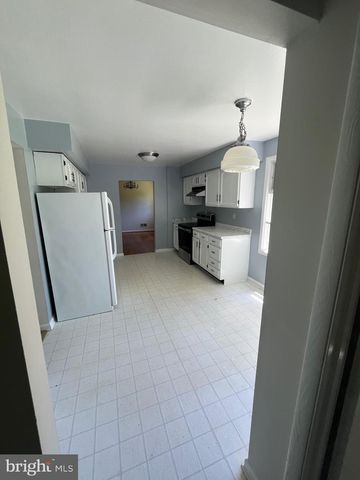 11306 SOWARD DR, Kensington, MD 20895
