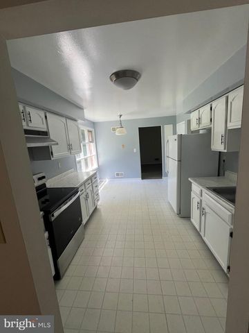 11306 SOWARD DR, Kensington, MD 20895