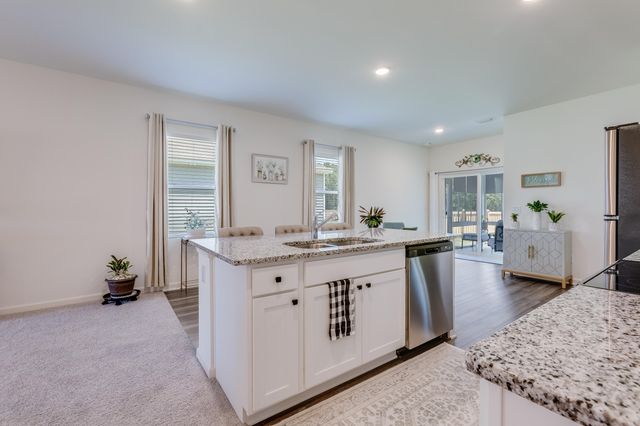 256 Phoenix Drive, Summerville, SC 29486