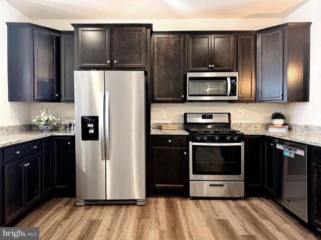 306 BUCKEYE CIR, La Plata, MD 20646