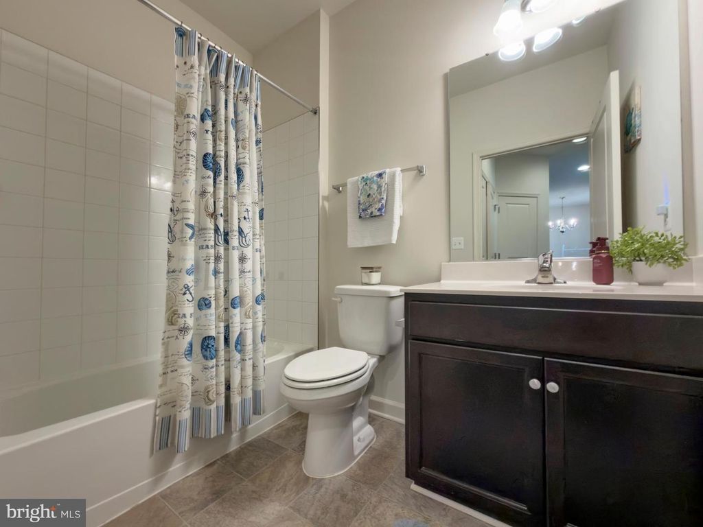 Image 39 of property listing at 306 BUCKEYE CIR, La Plata, MD 20646