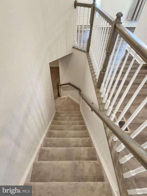 Image 45 of property listing at 306 BUCKEYE CIR, La Plata, MD 20646